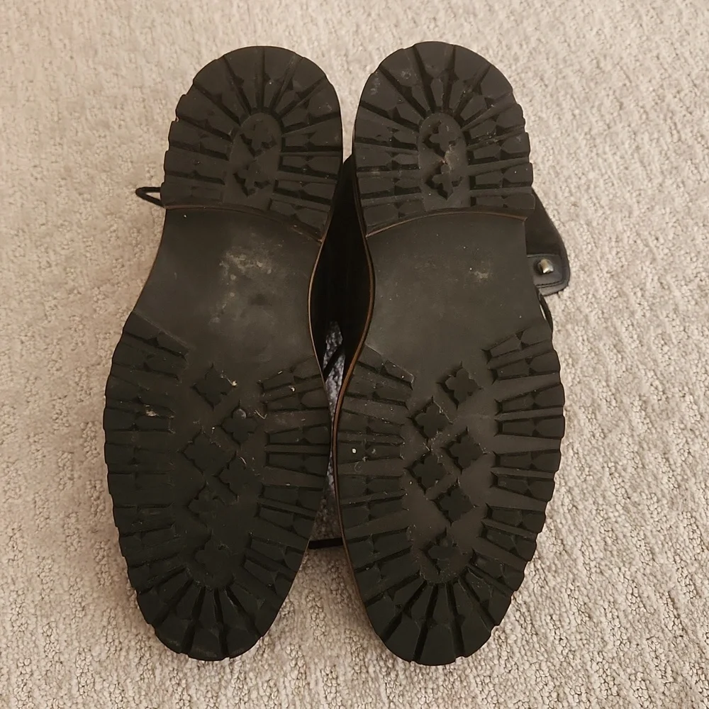 Mens Banana Republic Leather Boots with Lining - Picture 3 of 4